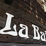 La 3*