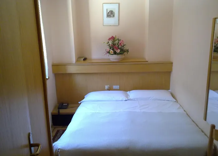 Hotell La 3*