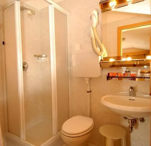 Hotell La 3*